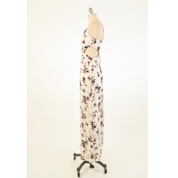 ❌SOLD❌FLASH SALE! Bundle 2 for $20 or 1 For $15 - Picture 4 of 7